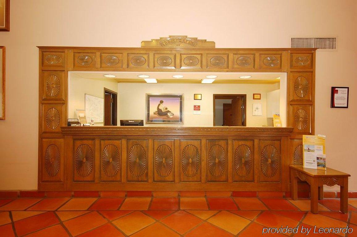 Comfort Suites Τάος Εσωτερικό φωτογραφία