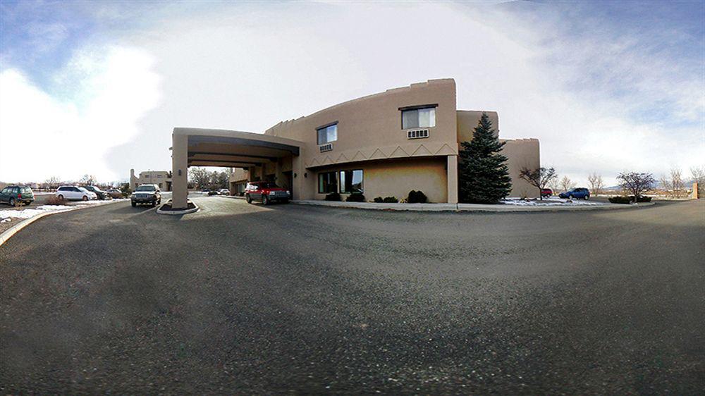 Comfort Suites Τάος Εξωτερικό φωτογραφία